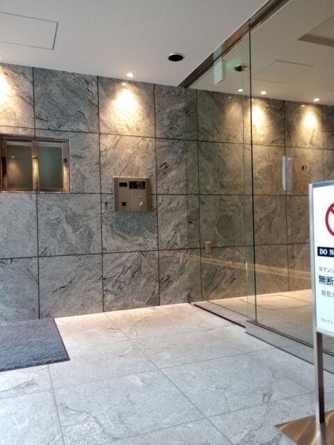 ロビー　清潔なロビーです
