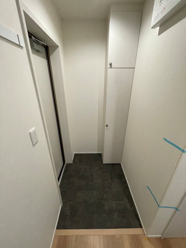 玄関　現況優先