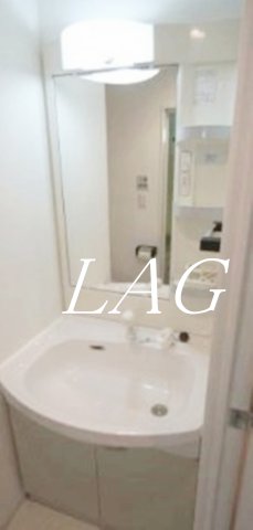 洗面設備　独立洗面台です。