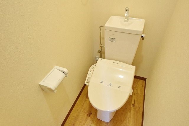 トイレ　別部屋参考写真