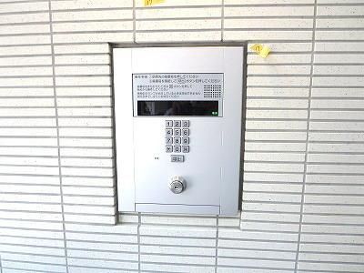エントランス　★オートロック★
