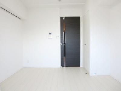 その他部屋・スペース　★洋室６帖★