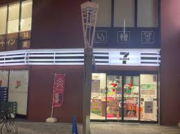 コンビニ　セブンイレブン神楽坂5丁目店（コンビニ）まで177m