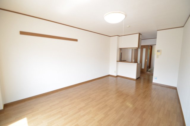 居室・リビング　広々１２帖！