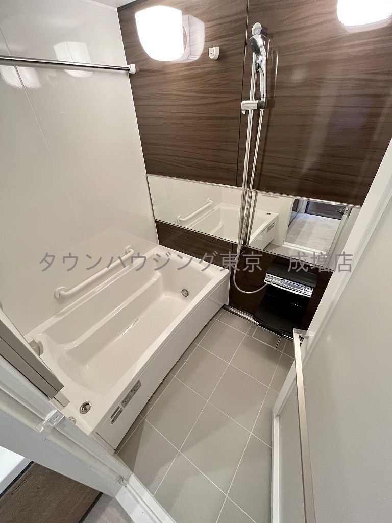 バス・シャワールーム　バス
