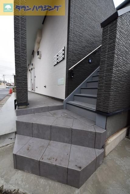 エントランス　建物入口部分です