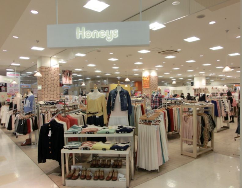 ショッピングセンター　ハニーズ豊洲店（ショッピングセンター）まで393m