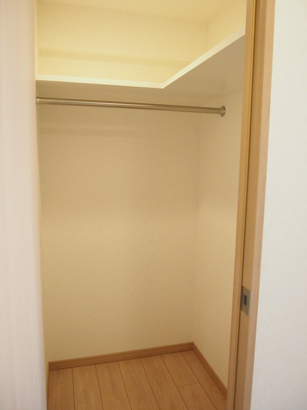 収納　ウォークインクローゼット