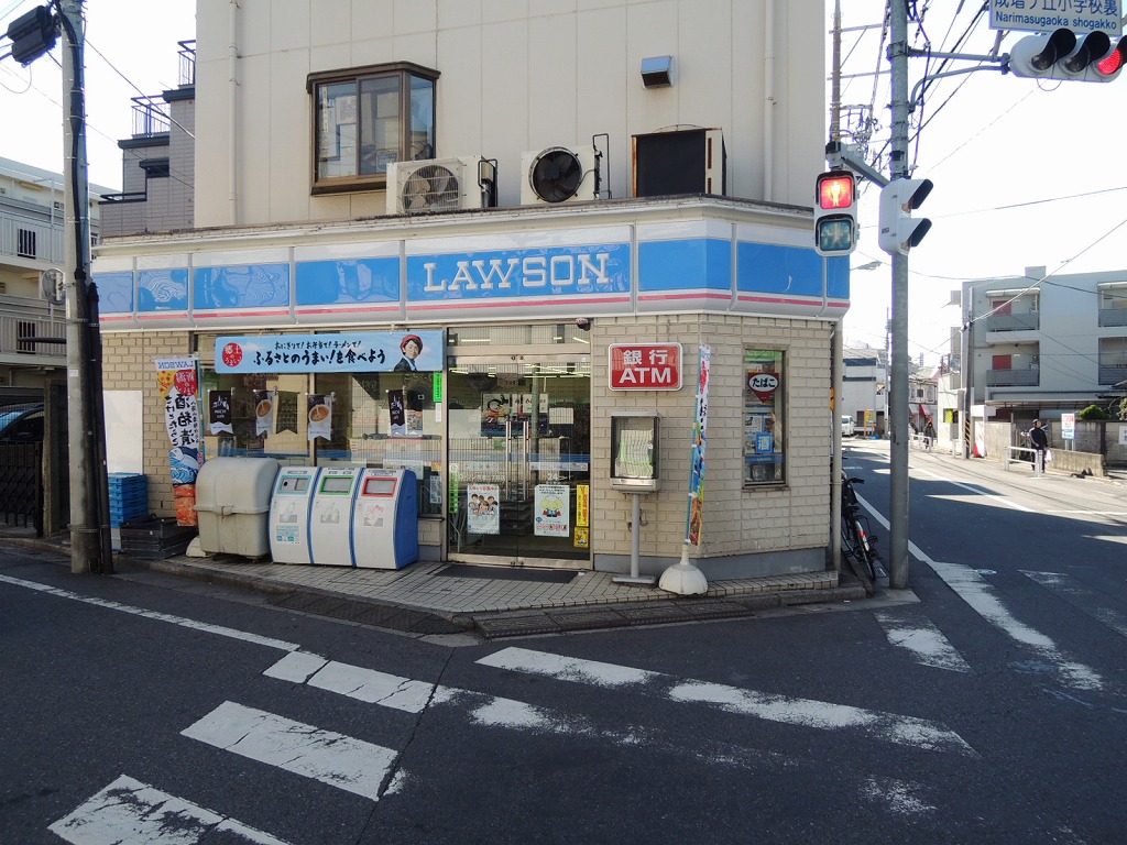 コンビニ　ローソン成増三丁目店（コンビニ）まで206m