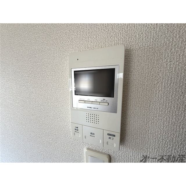 セキュリティ　モニター付きインターホン