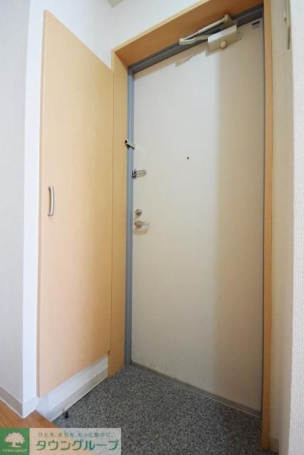 玄関　※別部屋参考写真※