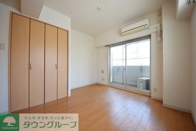居室・リビング　※別部屋参考写真※