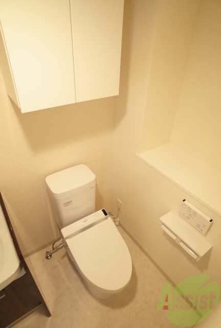 トイレ　トイレはシンプルかつオーソドックスですが使いやすそうです。