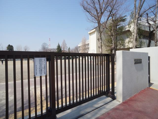 小学校　本宿小学校（小学校）まで645m