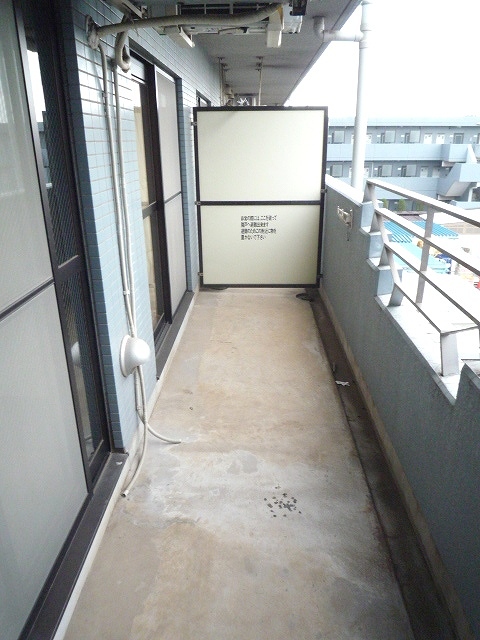バルコニー　※他号室参考写真