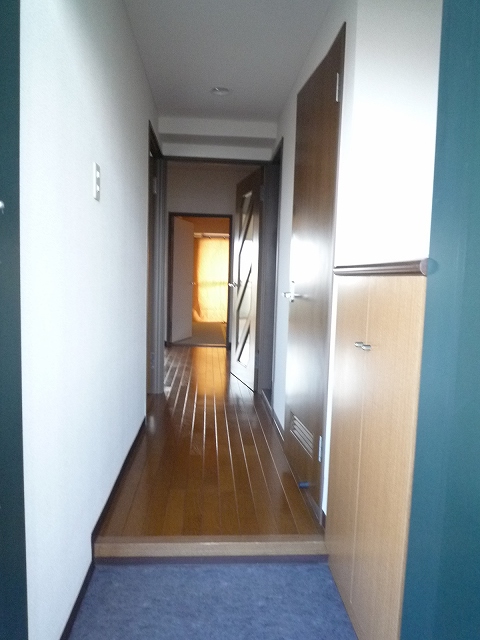 玄関　※他号室参考写真