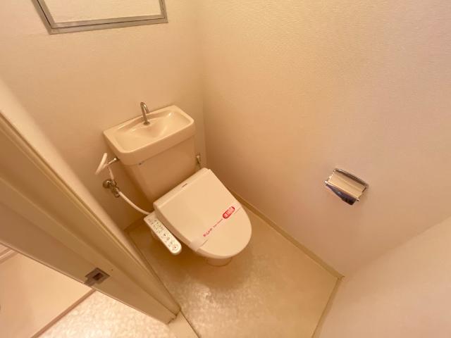 トイレ　シャワー付トイレ
