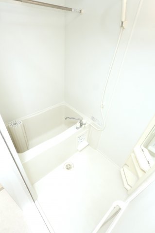 バス・シャワールーム　参考写真（同物件別部屋）