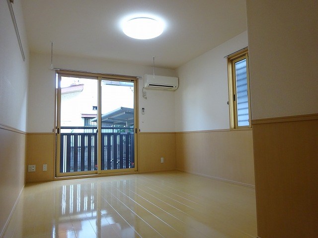 居室・リビング　角部屋の参考写真です