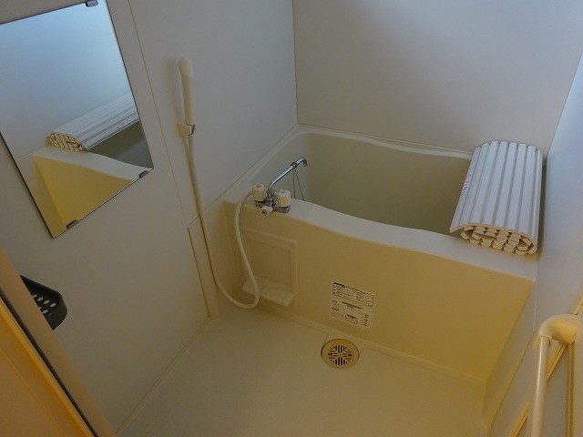 バス・シャワールーム　角部屋の参考写真です