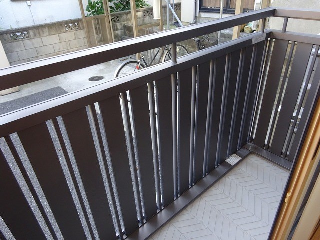 バルコニー　角部屋の参考写真です