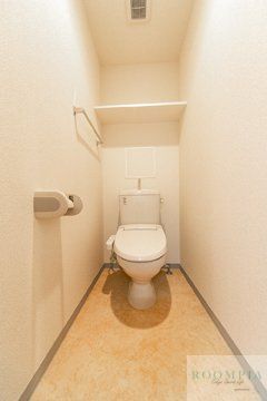 トイレ　※同タイプの別のお部屋です。