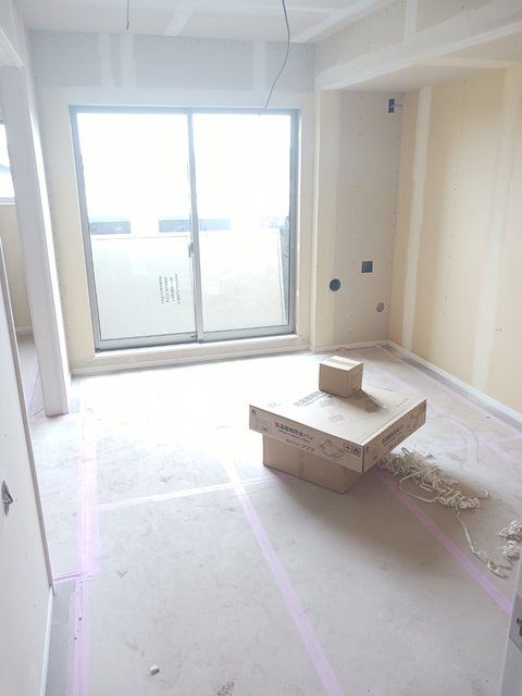 居室・リビング　建築中