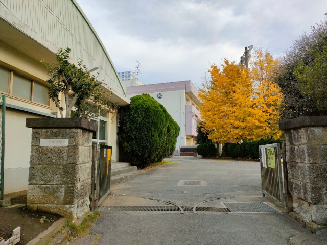 中学校　船橋市立二宮中学校（中学校）まで1006m
