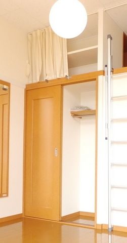 その他設備　クローゼット
