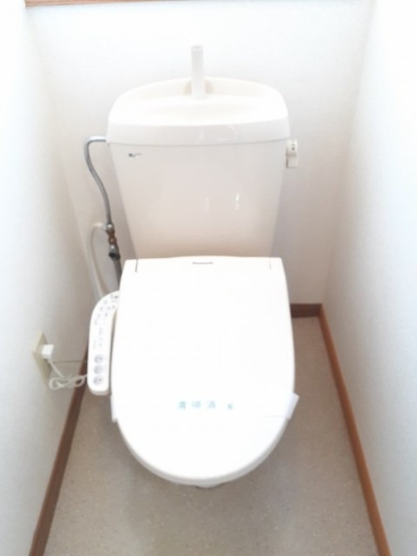 トイレ　図面と現状に相違がある場合には現状を優先