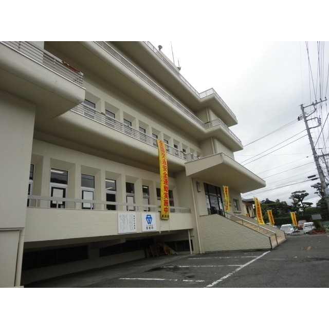 役所　西桂町役場（役所）まで423m