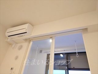 その他設備　室内物干し・エアコン
