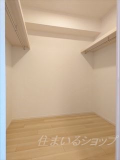 収納　ウォークインクローゼット
