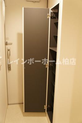 玄関　明るい玄関です