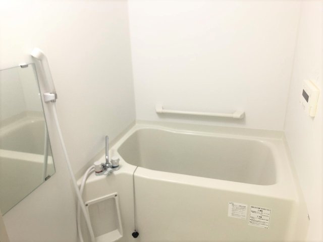 バス・シャワールーム　浴室乾燥機付き
