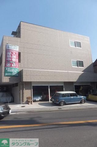建物外観　お部屋は2階からとなります。