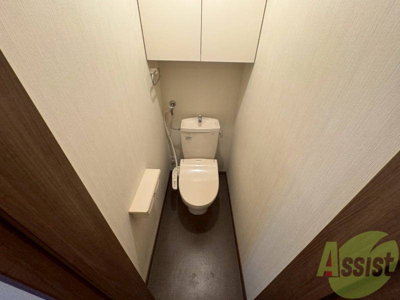 トイレ　こちらはトイレです。清潔感があり、安心して使用できます。