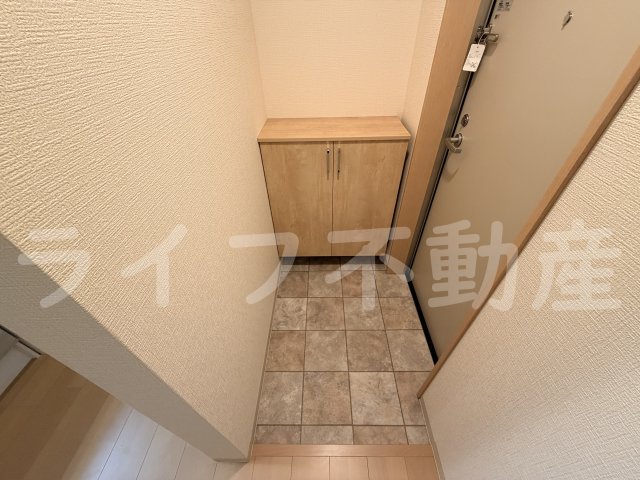 玄関　収納もある玄関です