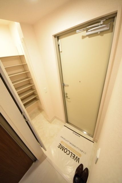 玄関　お問合せは【タウンハウジング】まで！※現地待合わせ相談可！