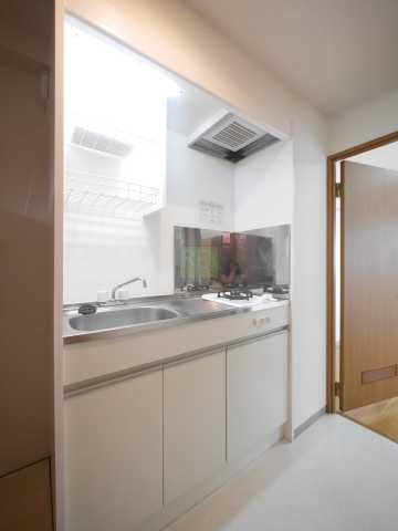 キッチン　別部屋の画像になります。