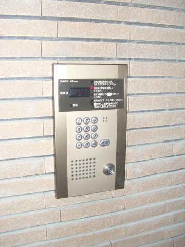 セキュリティ　「オートロック付のマンションです」