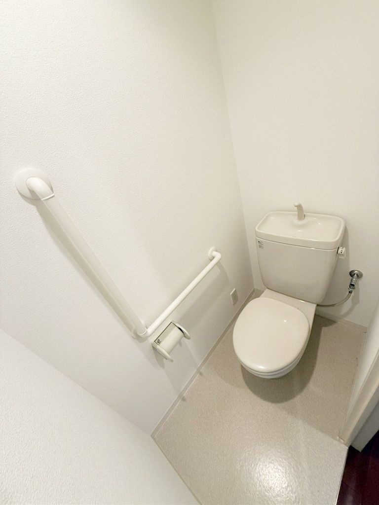 トイレ　トイレもきれいです