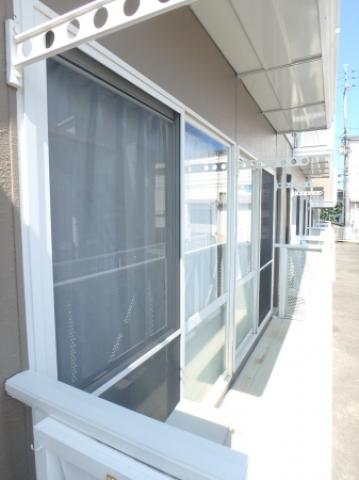 バルコニー　※同タイプ部屋の写真です。