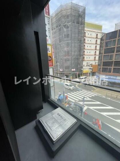 バルコニー　広々としたバルコニーです