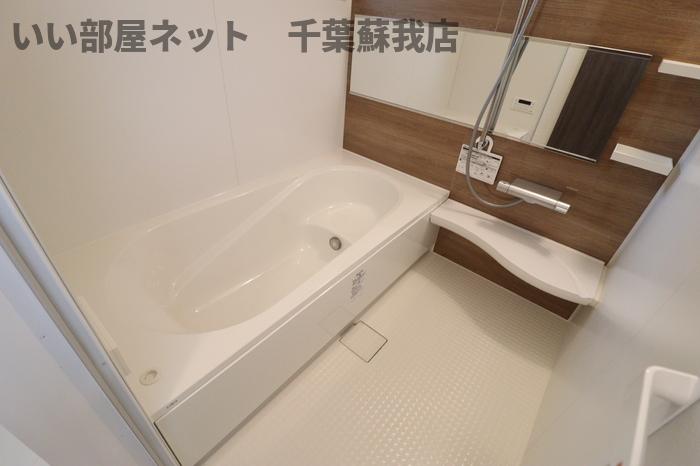 バス・シャワールーム　お風呂で日々の疲れを落としましょう