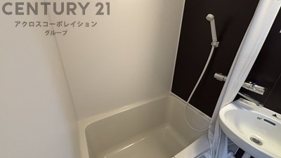 バス・シャワールーム　シンプルで機能的なユニットバスです♪
