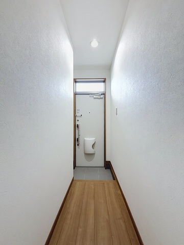 リック城南の玄関写真