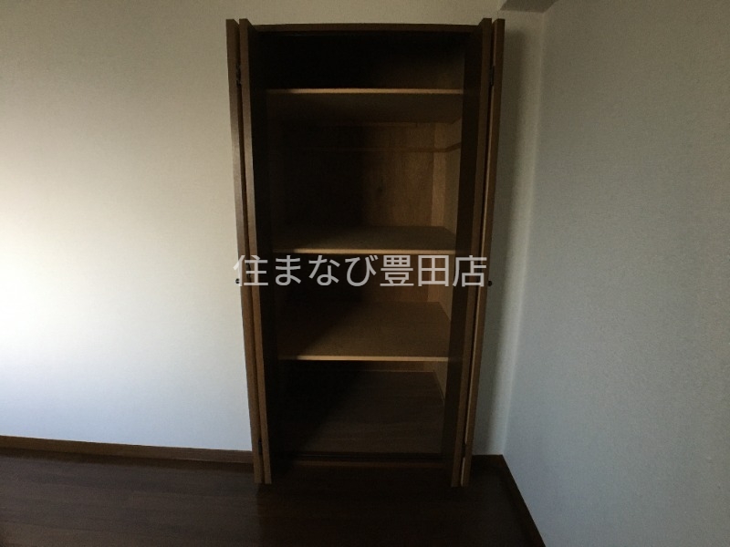 収納　同型タイプ