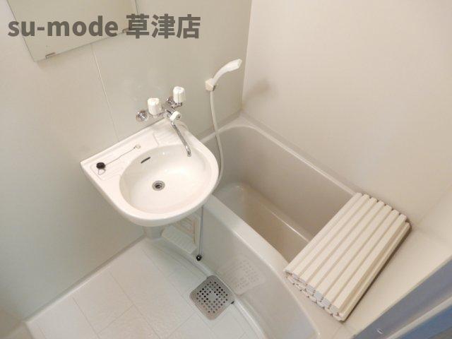 バス・シャワールーム　お風呂です