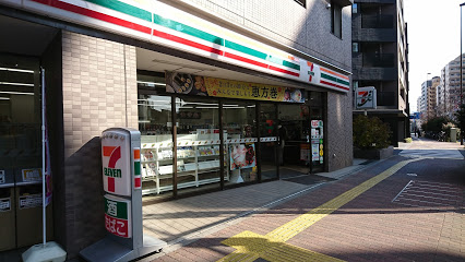 コンビニ　セブンイレブン 文京小石川4丁目店（コンビニ）まで671m